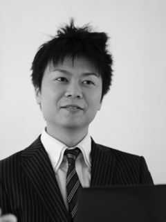 山田謙史 様